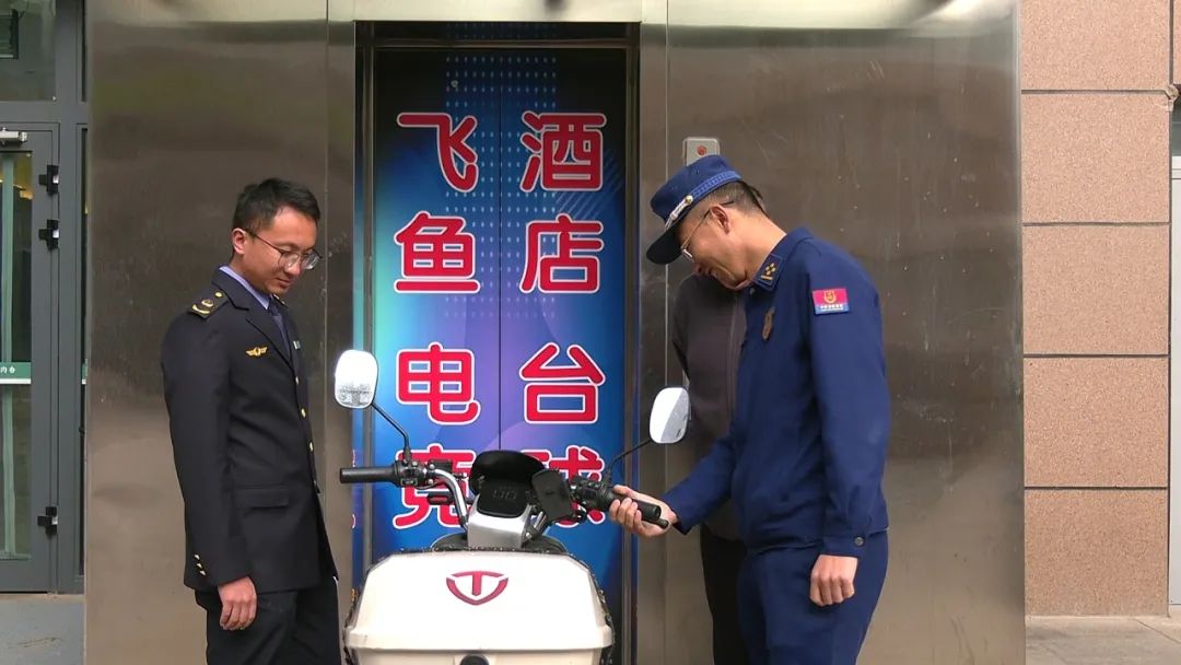 大通县 加装电梯阻车器 筑牢安全“防火墙”